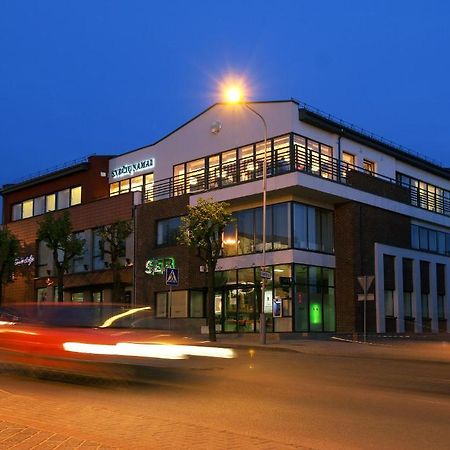 Hotel Sinchronas Telšiai Exteriör bild